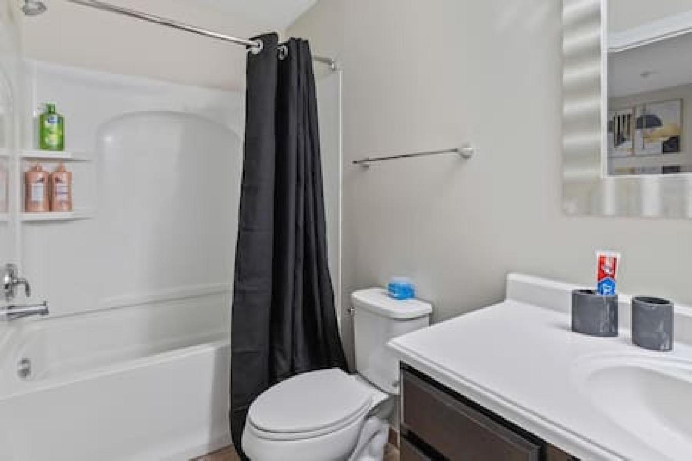 Corporate Housing Mgm Appartement Detroit Buitenkant foto